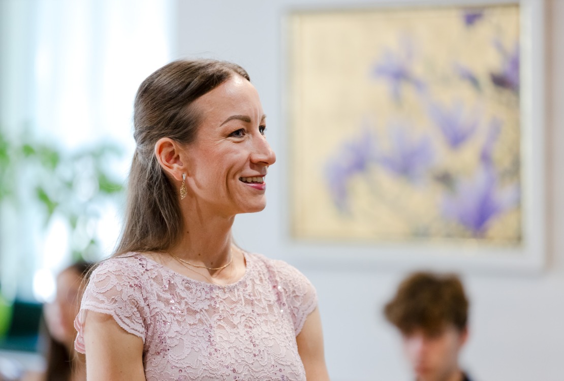 Gácsi Ágnes festőművésznő kiállításáról képekben