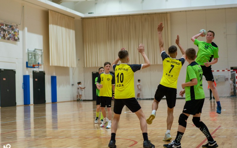 Kézilabda SZACSA-69