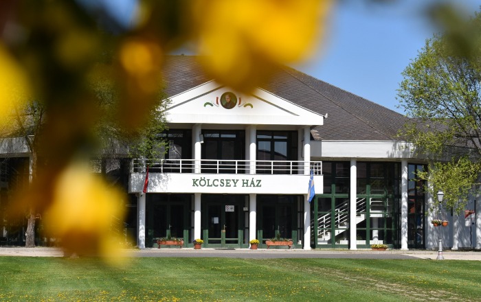 Népfőiskola Foundation